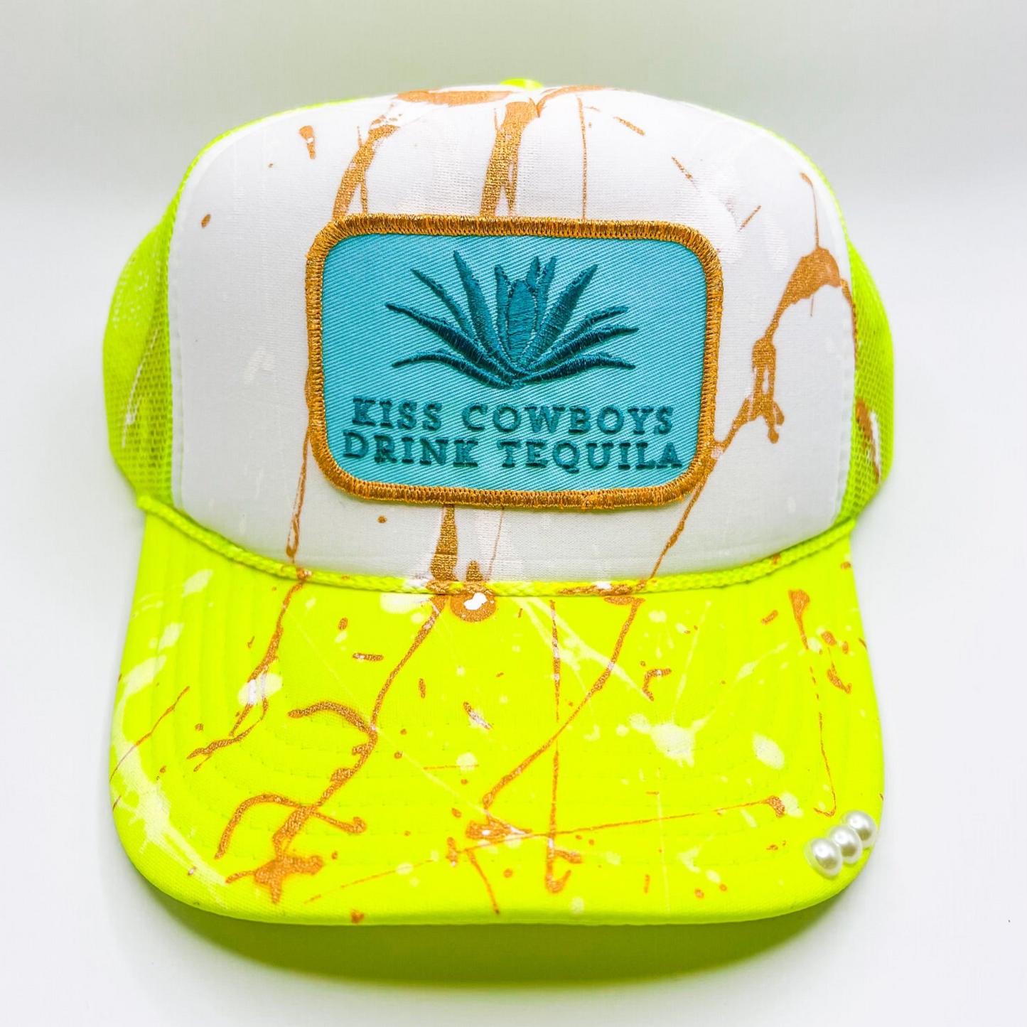 Kiss Cowboys, Yellow